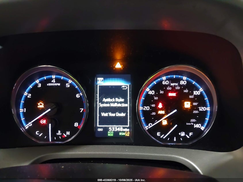 2018 TOYOTA RAV4 auction photo 7