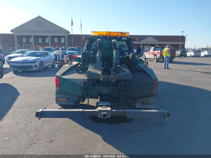 2002 Ford F-450 Xl/Xlt VIN: 1FDXF46F32EB83122 Lot: 43368335