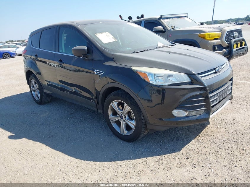 Vin: 1fmcu0g73fua35956, lot: 43863080, ford escape se 20151