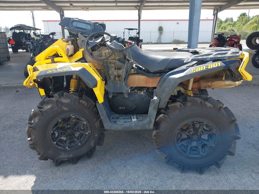 2021 CAN-AM OUTLANDER X MR 850 - 3JBLWAU44MJ000878