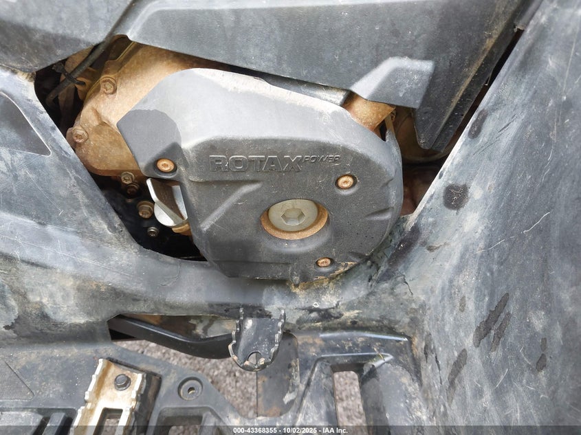 2021 CAN-AM OUTLANDER X MR 850 - 3JBLWAU44MJ000878