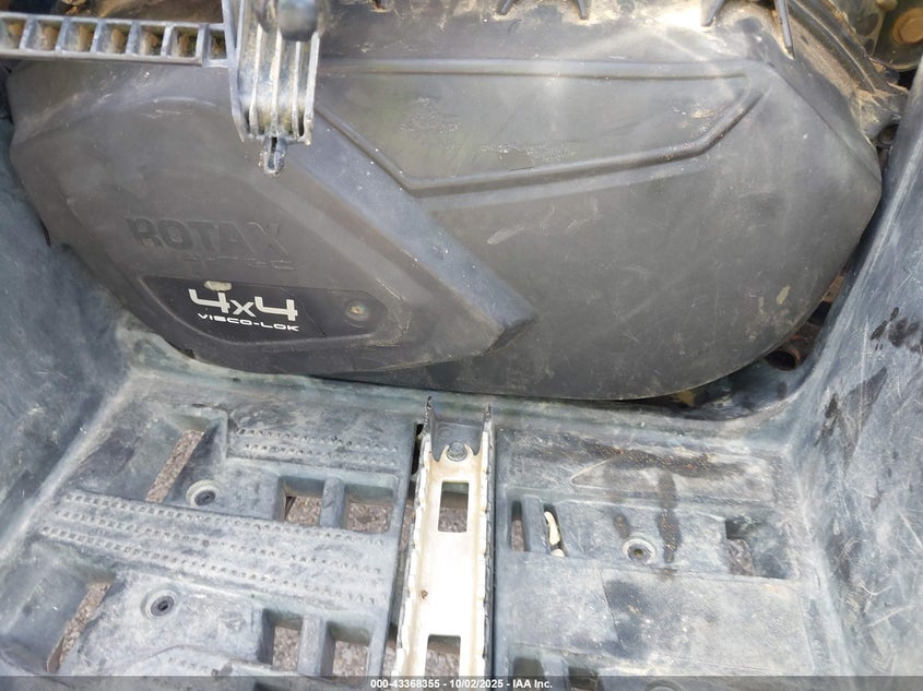 2021 CAN-AM OUTLANDER X MR 850 - 3JBLWAU44MJ000878