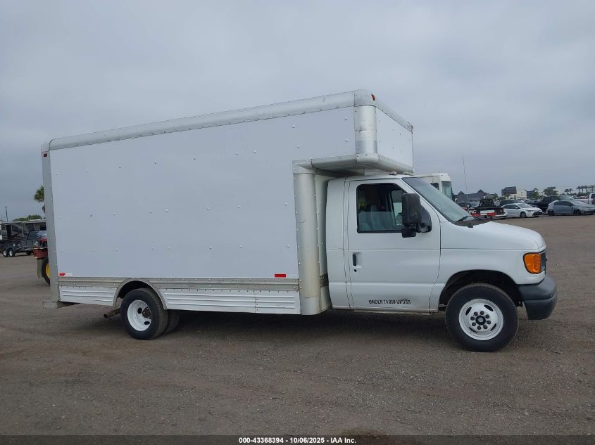 2007 Ford E-450 Cutaway VIN: 1FDXE45S17DA18183 Lot: 43368394