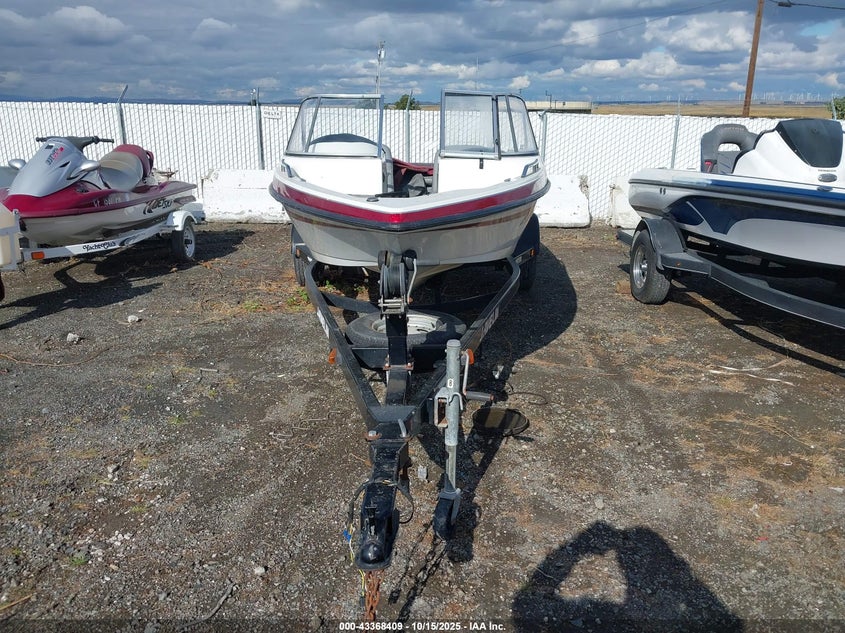 OML8F2158000 2000   photo no. 6