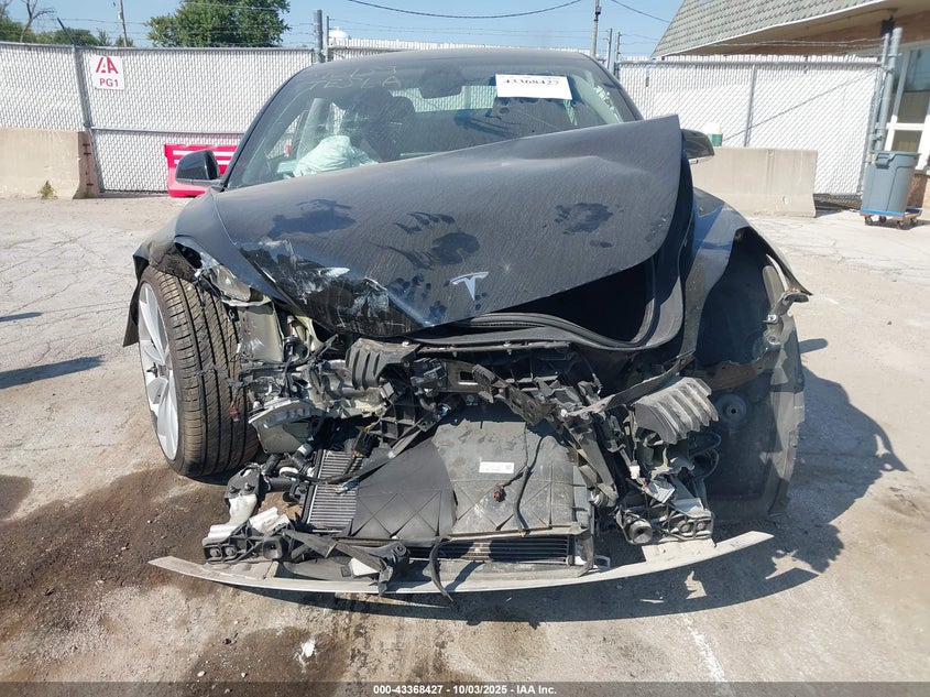 2019 Tesla Model 3 Long Range/Performance VIN: 5YJ3E1EB2KF438408 Lot: 43368427