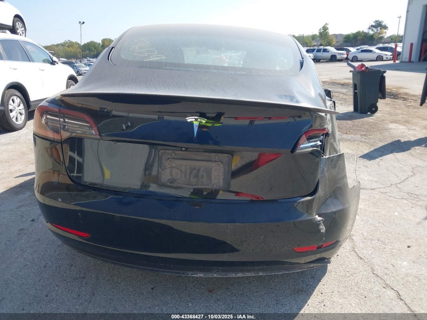 2019 Tesla Model 3 Long Range/Performance VIN: 5YJ3E1EB2KF438408 Lot: 43368427