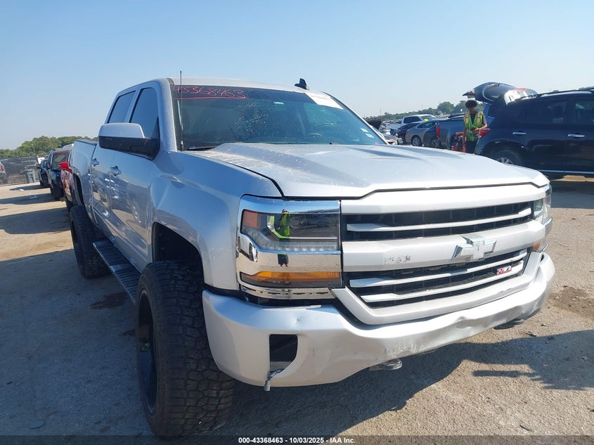 2016 CHEVROLET SILVERADO 1500 2LT - 3GCUKREC1GG388199