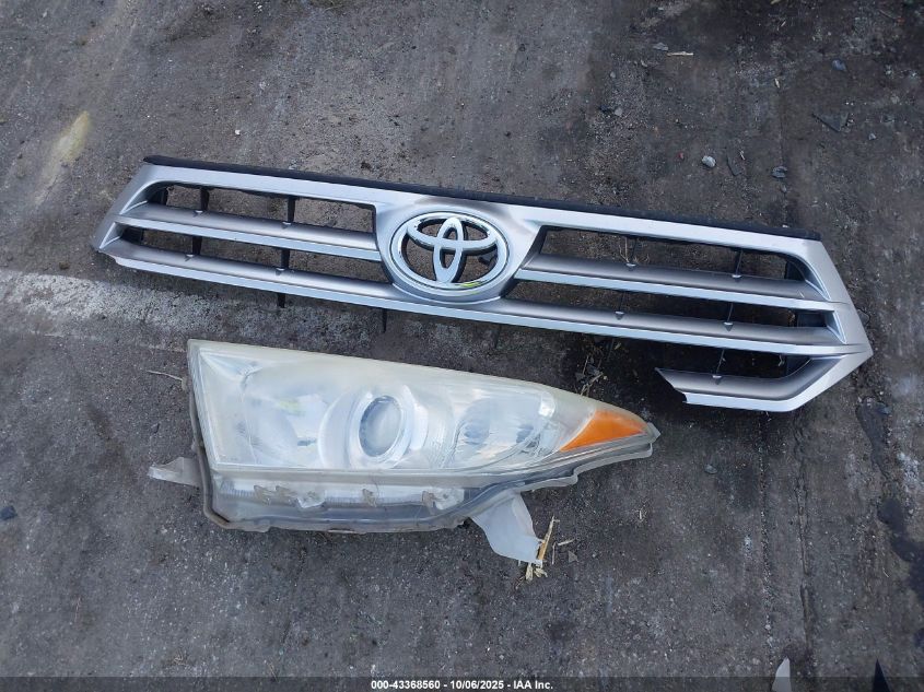 2013 Toyota Highlander VIN: 5TDZA3EH2DS035727 Lot: 43368560