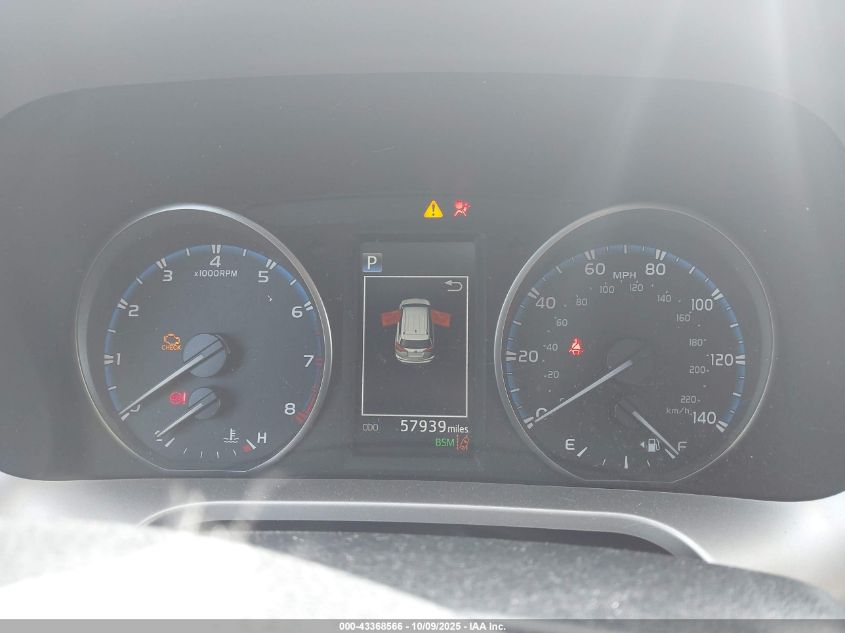 2018 Toyota Rav4 Xle VIN: JTMWFREV0JJ748230 Lot: 43368566