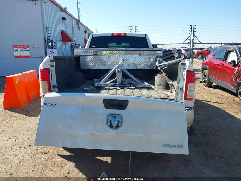 2019 Ram 3500 Tradesman 4X4 8' Box VIN: 3C63RRGL9KG533400 Lot: 43368578