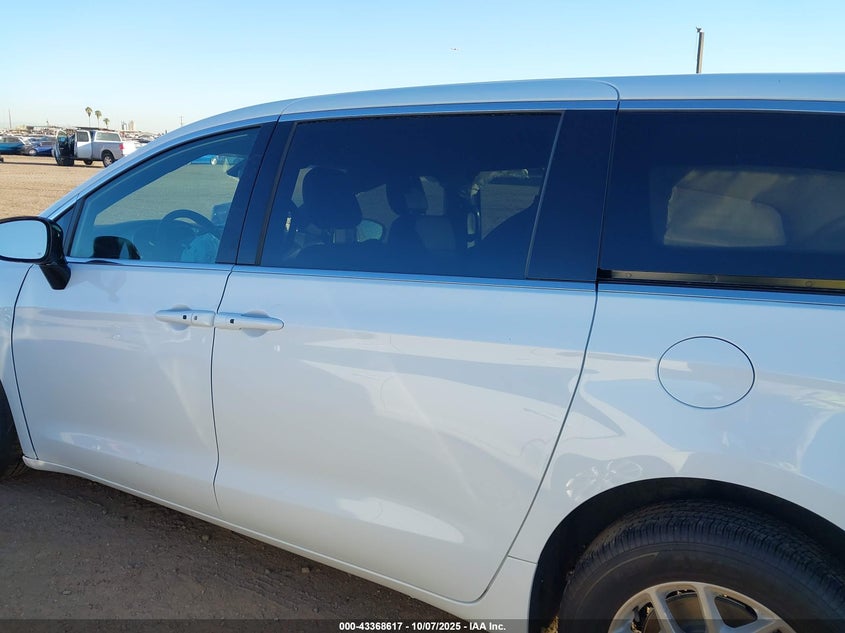 2025 Chrysler Voyager Lx VIN: 2C4RC1CG1SR583071 Lot: 43368617