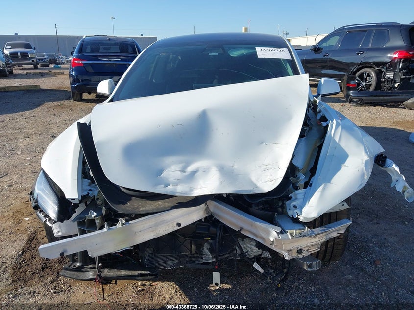 2025 Tesla Model 3 Performance VIN: 5YJ3E1ET4SF028427 Lot: 43368725