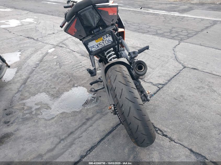 2022 Ktm 390 Rc VIN: MD2JYJ408NC210522 Lot: 43368795