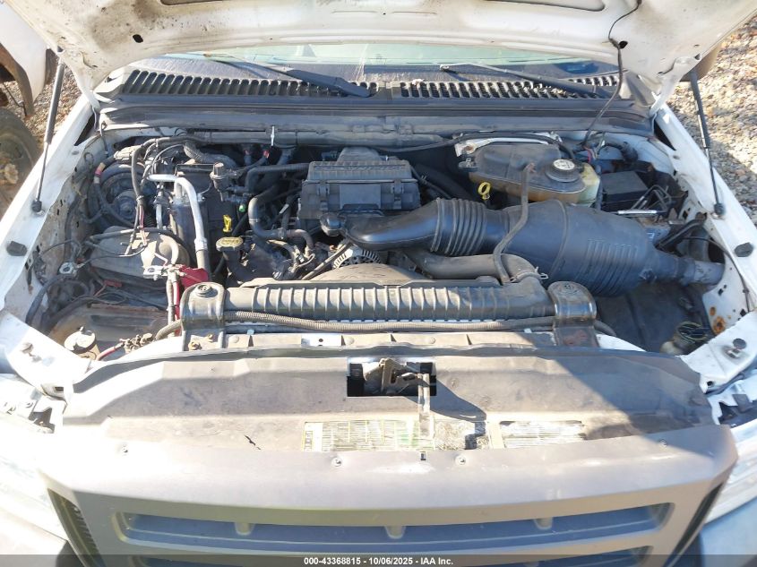 2005 Ford F-250 Xl/Xlt VIN: 1FTNF21555EA09040 Lot: 43368815