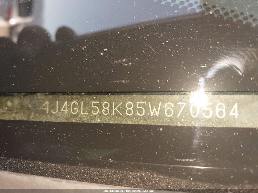2005 Jeep Liberty Limited Edition VIN: 1J4GL58K85W670564 Lot: 43368833