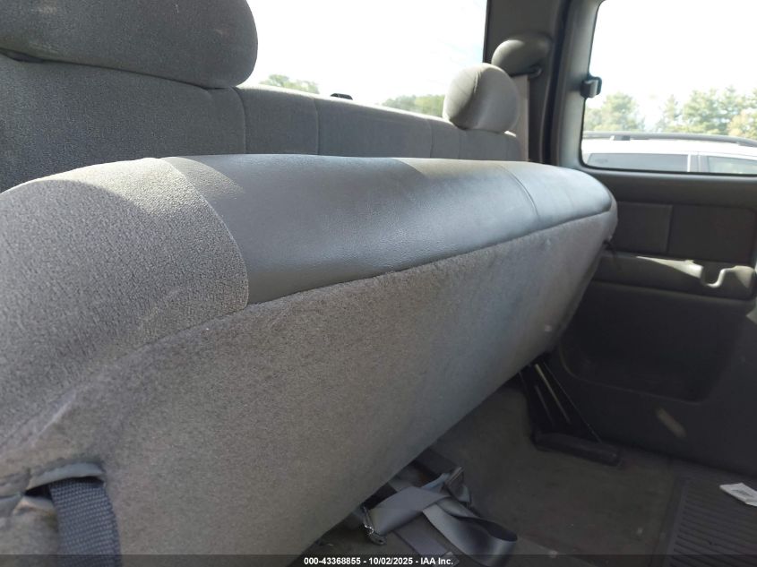 2003 Chevrolet Silverado 2500Hd Ls VIN: 1GCHK29G33E175701 Lot: 43368855