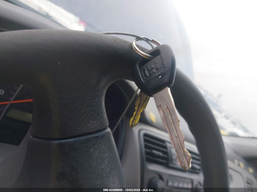 1998 Honda Accord Ex VIN: 1HGCG6670WA015098 Lot: 43368908