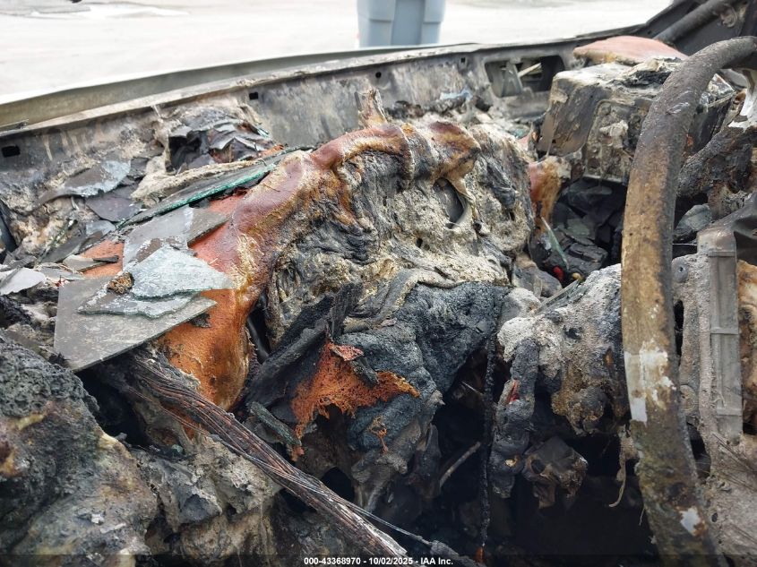 2010 Toyota Sienna Xle VIN: 5TDYK4CC3AS306697 Lot: 43368970