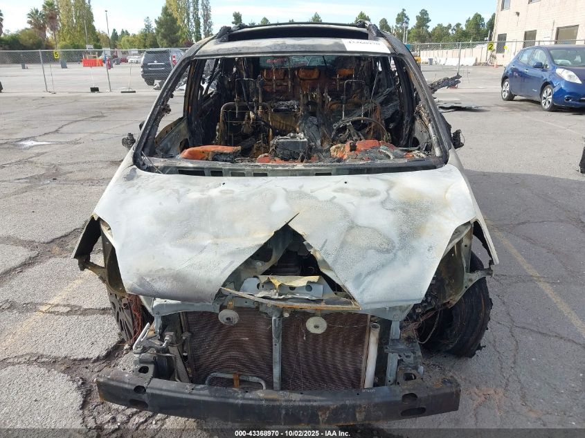 2010 Toyota Sienna Xle VIN: 5TDYK4CC3AS306697 Lot: 43368970