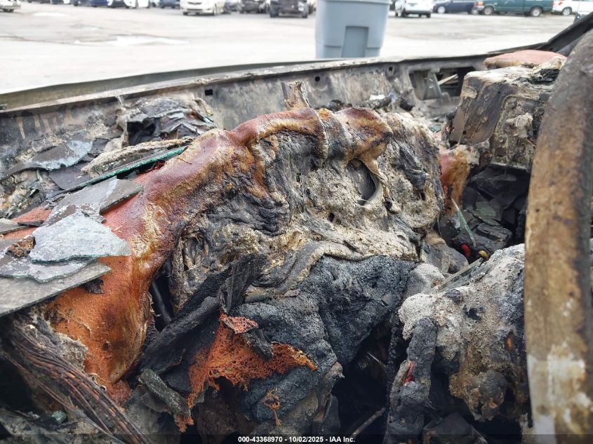 2010 Toyota Sienna Xle VIN: 5TDYK4CC3AS306697 Lot: 43368970