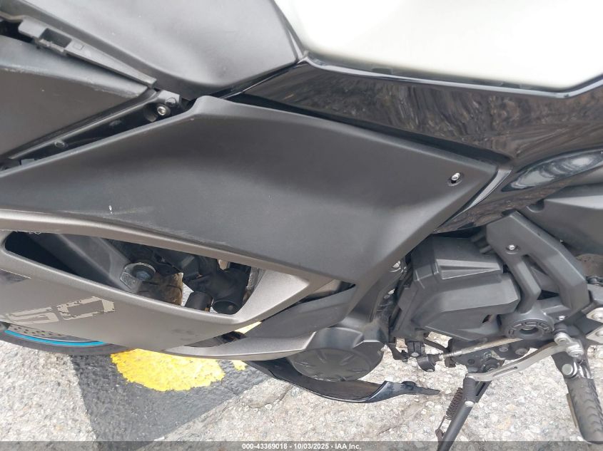 2023 Kawasaki Ex650 R VIN: ML5EXER18PDA84952 Lot: 43369018