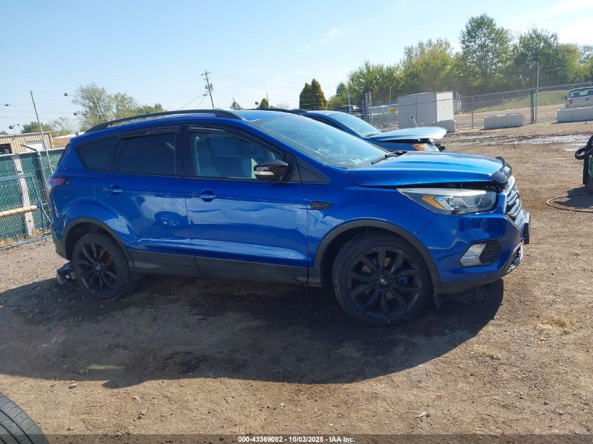 2017 Ford Escape Titanium VIN: 1FMCU9J93HUE14070 Lot: 43369082