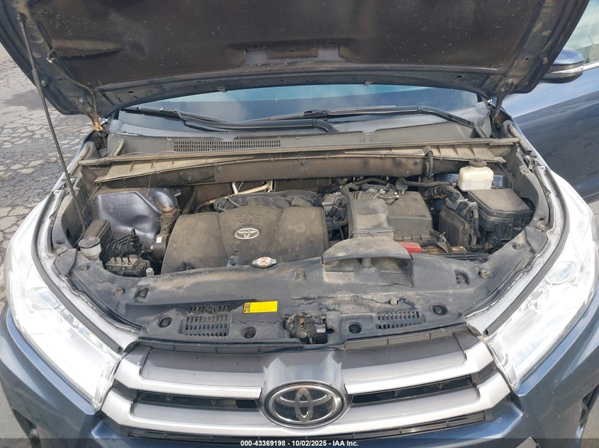 2018 TOYOTA HIGHLANDER LE - 5TDBZRFH4JS873023