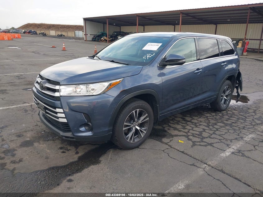 2018 TOYOTA HIGHLANDER LE - 5TDBZRFH4JS873023