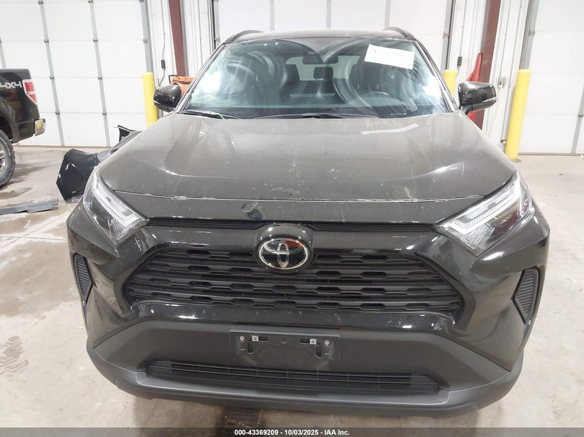 2025 TOYOTA RAV4 XLE 2T3P1RFV7SW534159