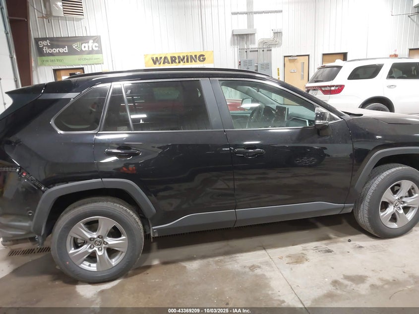 2025 TOYOTA RAV4 XLE 2T3P1RFV7SW534159