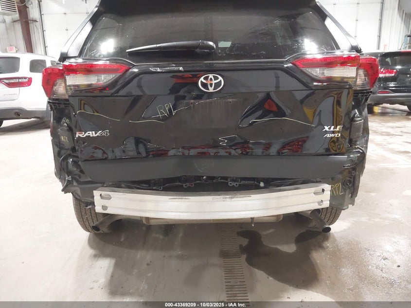 2025 TOYOTA RAV4 XLE 2T3P1RFV7SW534159