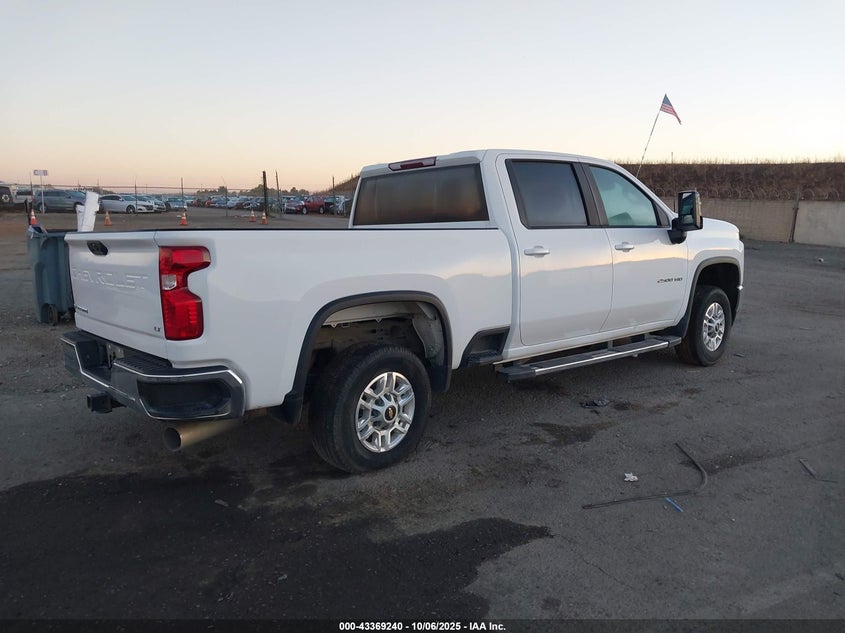1GC4YNEY9MF284611 2021 CHEVROLET SILVERADO photo no. 4