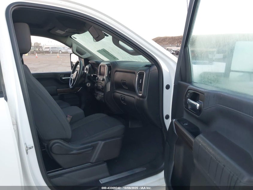 1GC4YNEY9MF284611 2021 CHEVROLET SILVERADO photo no. 5