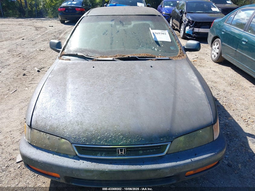 1997 Honda Accord VIN: 1HGCB5635VA037872 Lot: 43369302