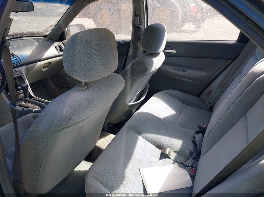 1997 Honda Accord VIN: 1HGCB5635VA037872 Lot: 43369302