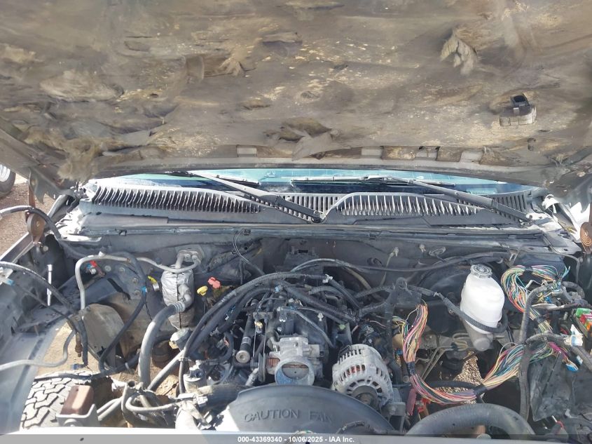 2001 Chevrolet Silverado 1500 Ls VIN: 2GCEC19T811324075 Lot: 43369340