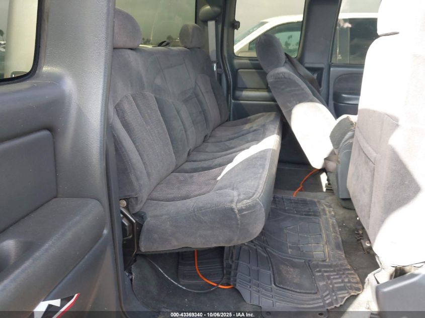 2001 Chevrolet Silverado 1500 Ls VIN: 2GCEC19T811324075 Lot: 43369340