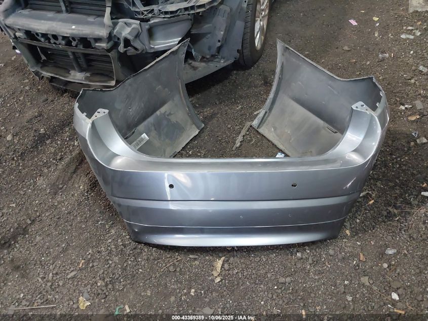 2011 BMW 550I VIN: WBAFR9C57BC758119 Lot: 43369389