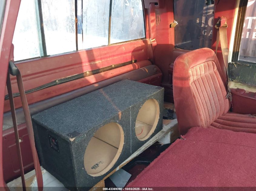 1991 Chevrolet Gmt-400 C1500 VIN: 2GCEC19K3M1203921 Lot: 43369390