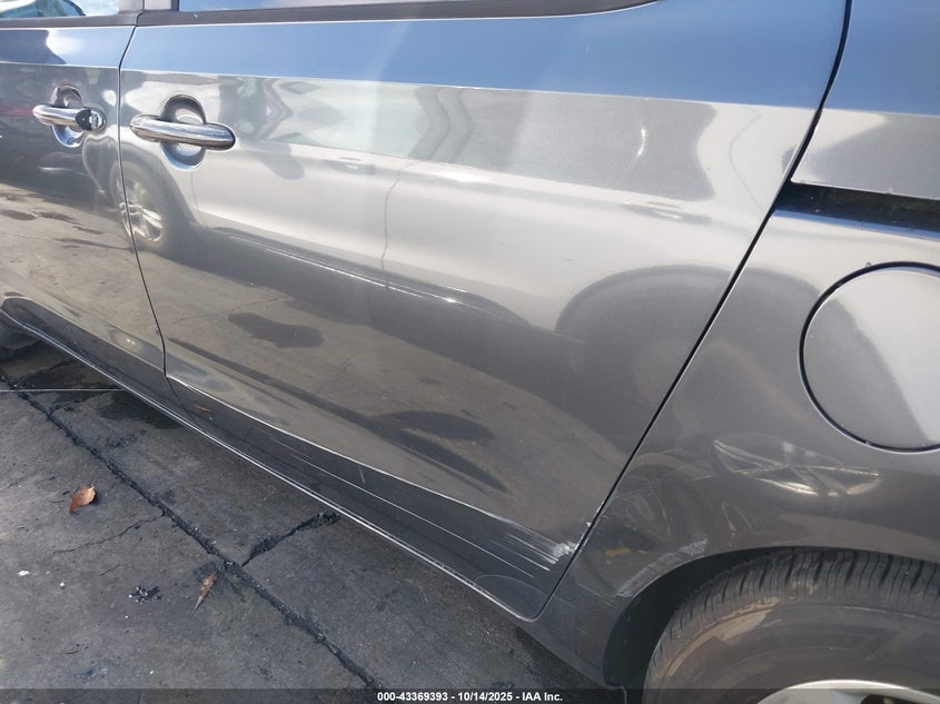 2016 Kia Sedona Lx VIN: KNDMB5C18G6113988 Lot: 43369393