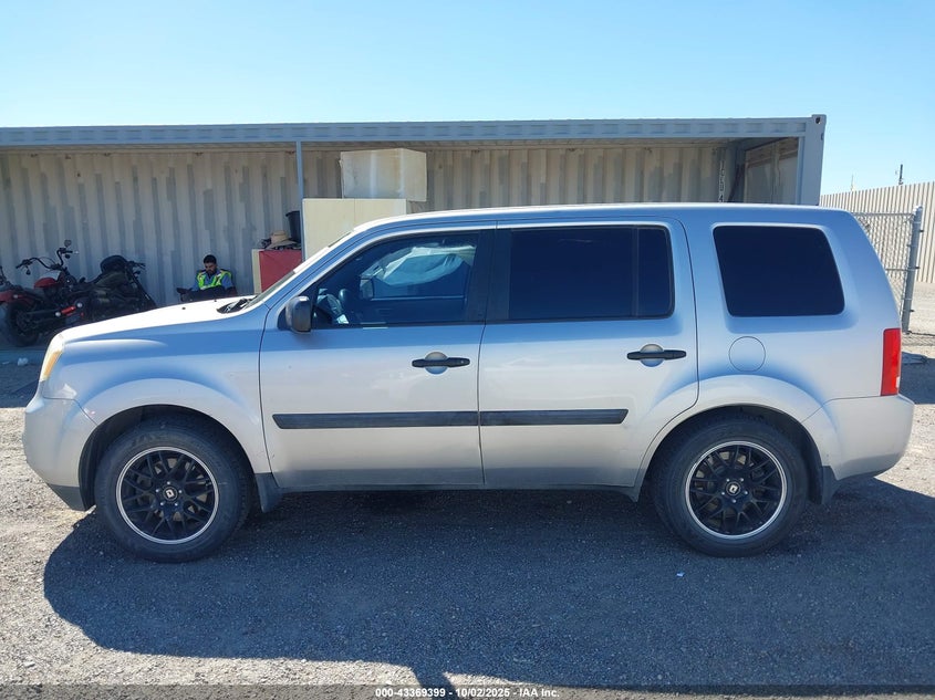 2015 HONDA PILOT LX - 5FNYF4H27FB005091
