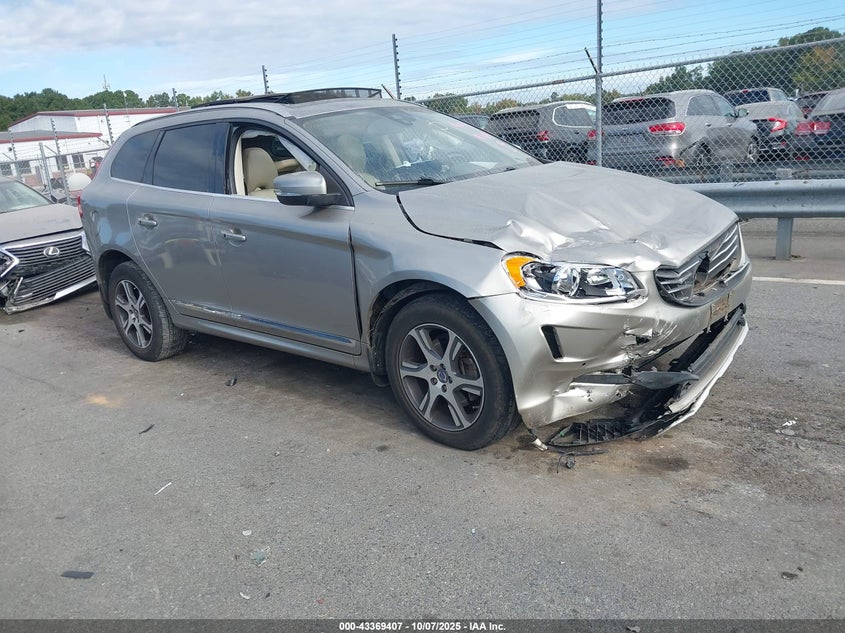 VOLVO XC60 T6 PREMIER PLUS