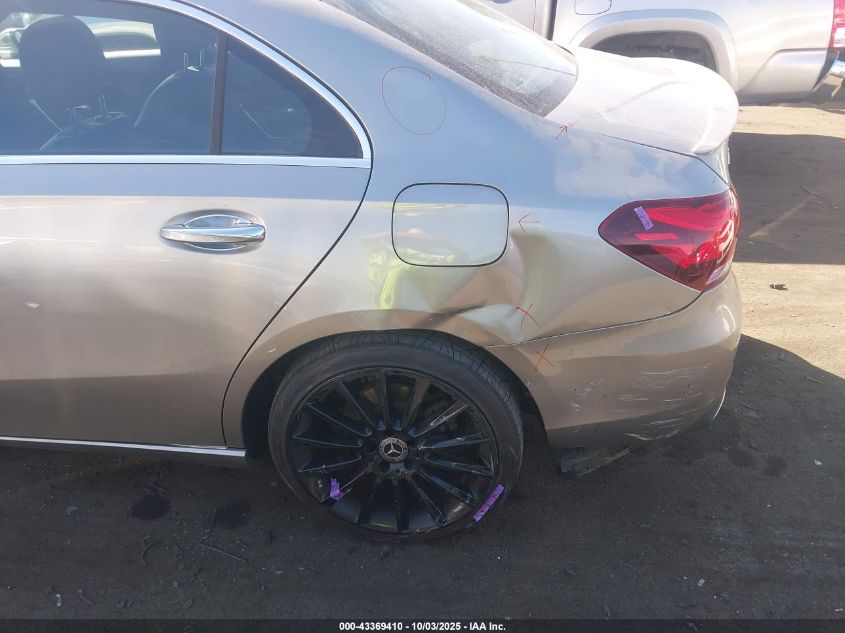 2019 Mercedes-Benz A 220 VIN: WDD3G4EB7KW020486 Lot: 43369410