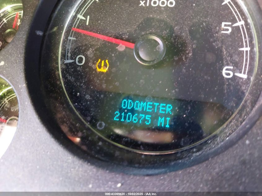 2007 Chevrolet Tahoe Ls VIN: 1GNFC13C77J388238 Lot: 43369420