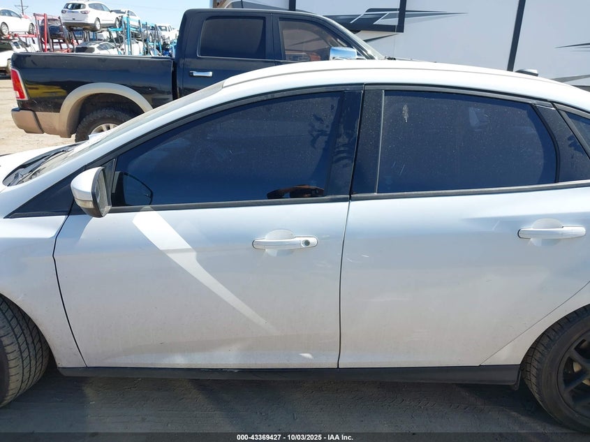 2016 FORD FOCUS SE - 1FADP3F21GL286169