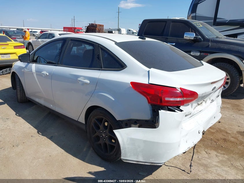 2016 FORD FOCUS SE - 1FADP3F21GL286169