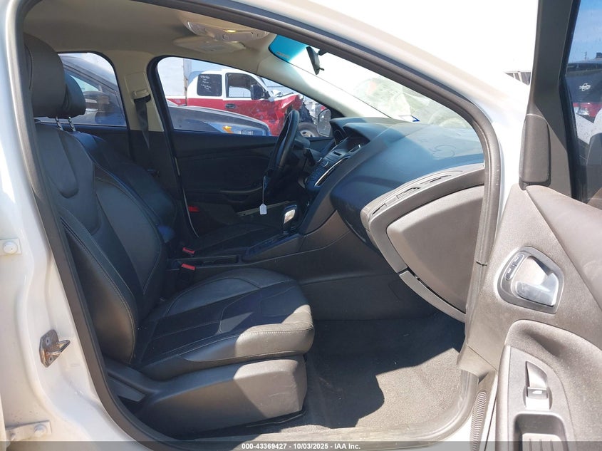 2016 FORD FOCUS SE - 1FADP3F21GL286169