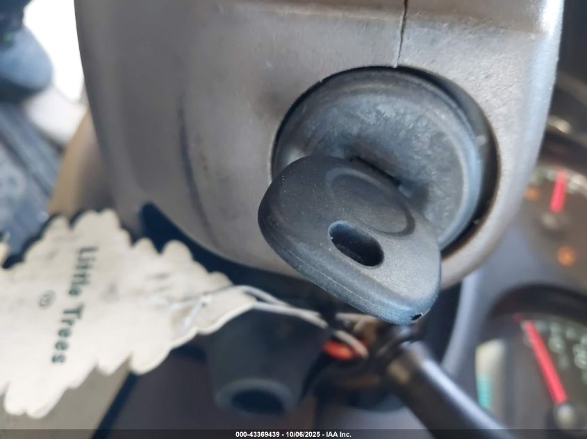 2009 GMC Yukon Xl 1500 Sle2 VIN: 1GKFC26009R198032 Lot: 43369439