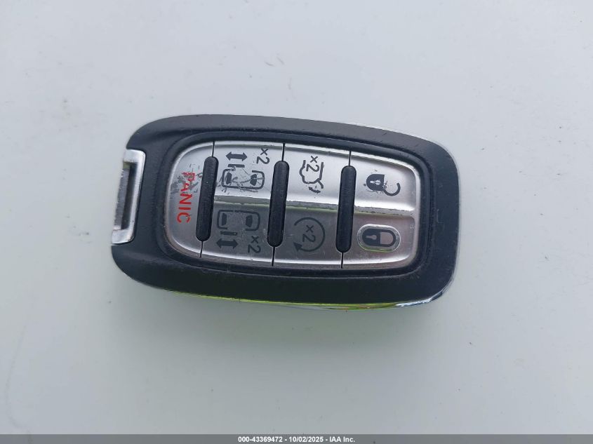 2017 Chrysler Pacifica Touring-L VIN: 2C4RC1BG9HR583314 Lot: 43369472