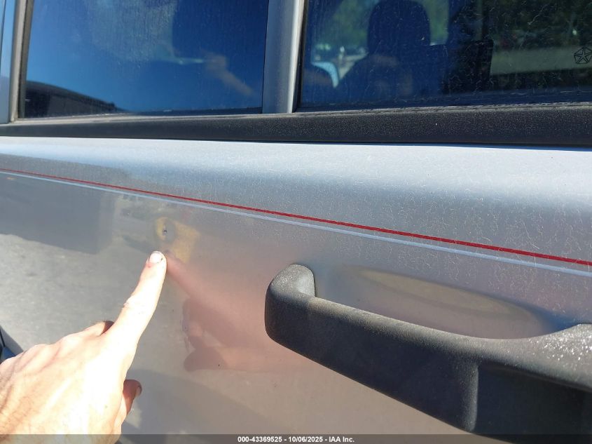 1998 Jeep Grand Cherokee Laredo VIN: 1J4GZ58SXWC181939 Lot: 43369525